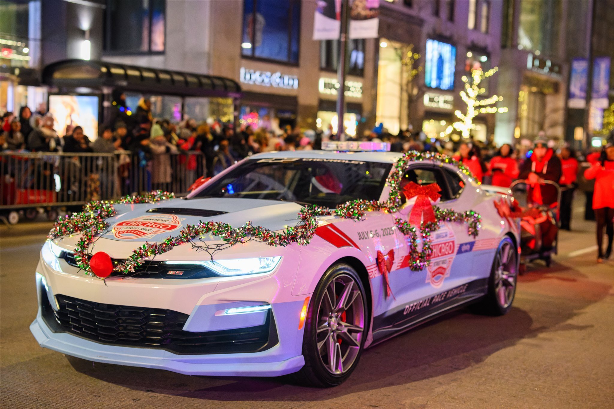 03_Lights_Festival_Parade_72-1